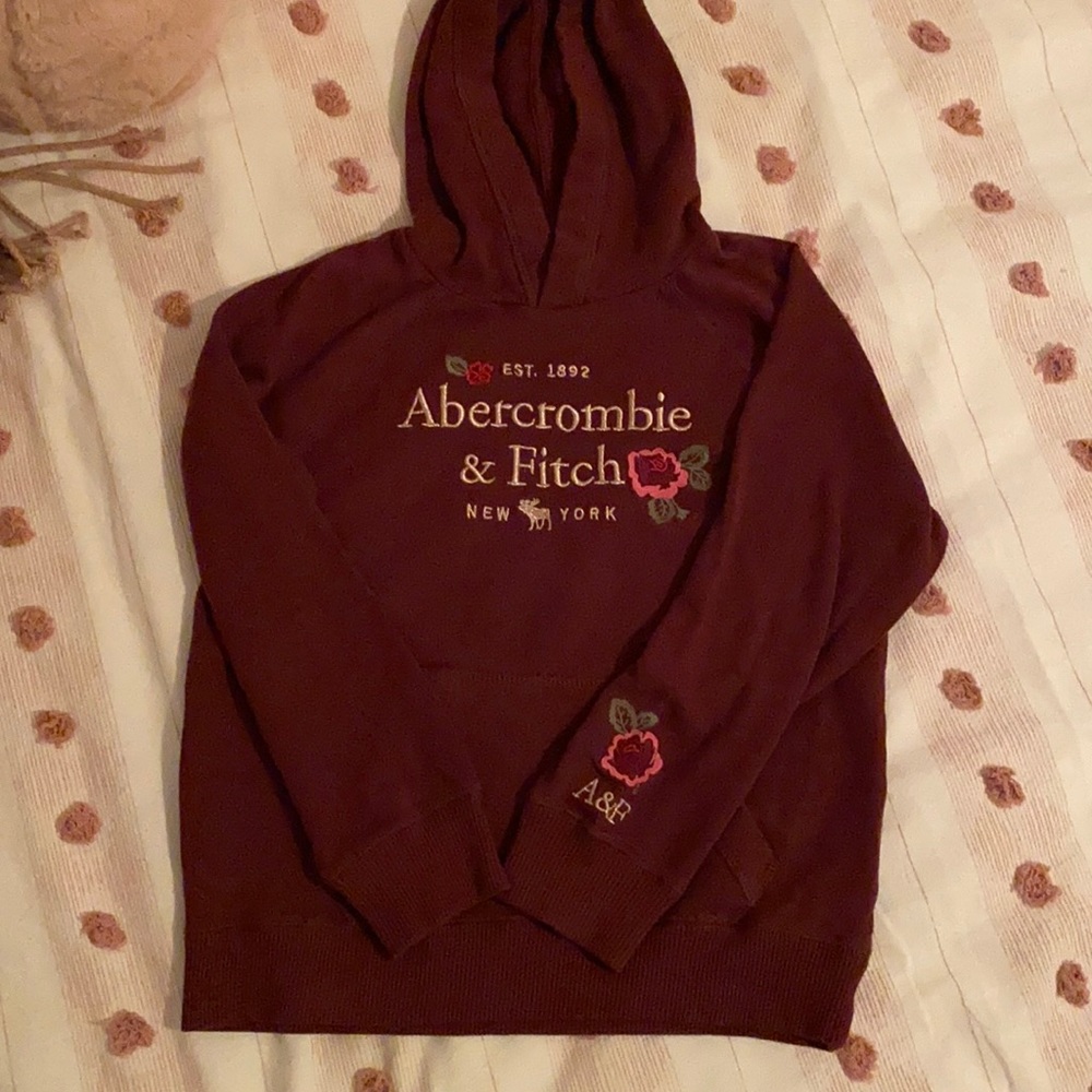 Girls Abercrombie and Fitch lightweight sweatshirt